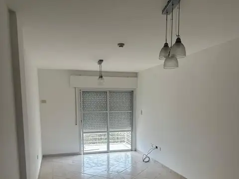 Departamento en Alquiler en Centro, $ 800.000