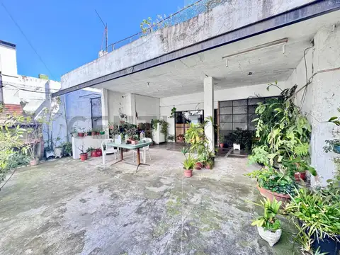 VENTA PH 4 AMBIENTES + GALPÓN VILLA SANTA RITA