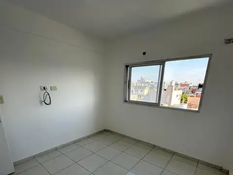 Departamento en Alquiler en Villa Luzuriaga, $ 350.000