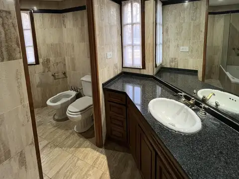 ALQUILER CASA COUNTRY SAN DIEGO 5 AMBIENTES CON QUINCHO PARRILLA Y PARQUE DE 2800 M2