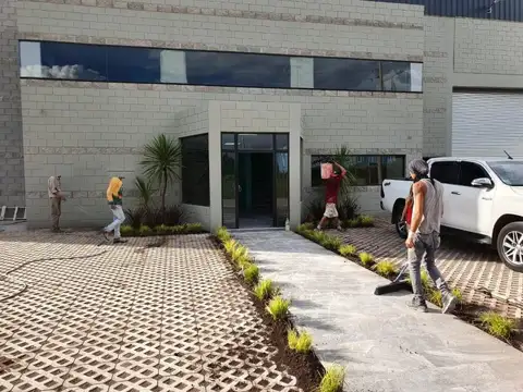 PARQUE INDUSTRIAL MORENO 100