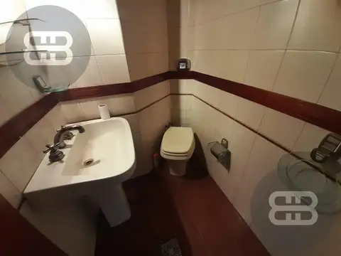 Depto Tipo Casa en Venta 50 años