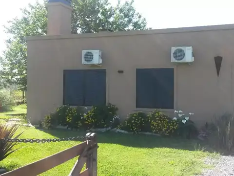 Casa Quinta en venta - 3 Dormitorios 1 Baño - 2.109,37Mts2 - Chascomús