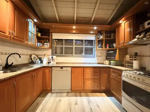 Casa 4 Ambientes Venta Ituzaingó Cochera y Parque