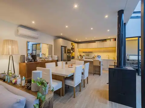 Depto Tipo Casa en Venta 2 años