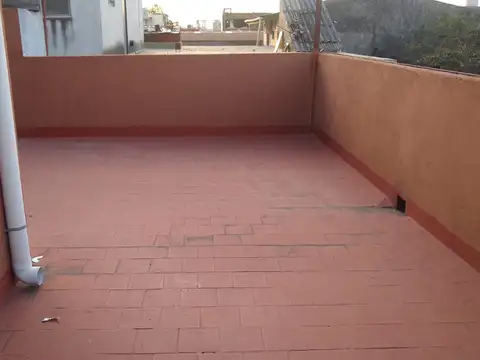 Depto Tipo Casa en Alquiler de 2 ambientes