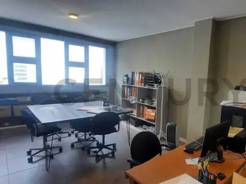 Vendo Oficina zona centro.