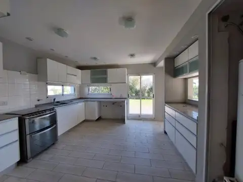 Casa en Venta en Funes, USD 230.000