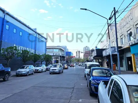 Corrientes 300, Piso 0