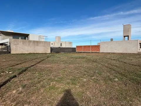 Terreno en Venta en Campos De Manantiales, USD 51.000