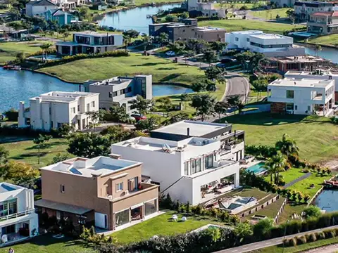 LOTE EN VENTA PUERTOS -RIBERAS