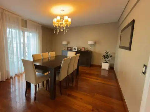Departamento en Venta con 2 cocheras