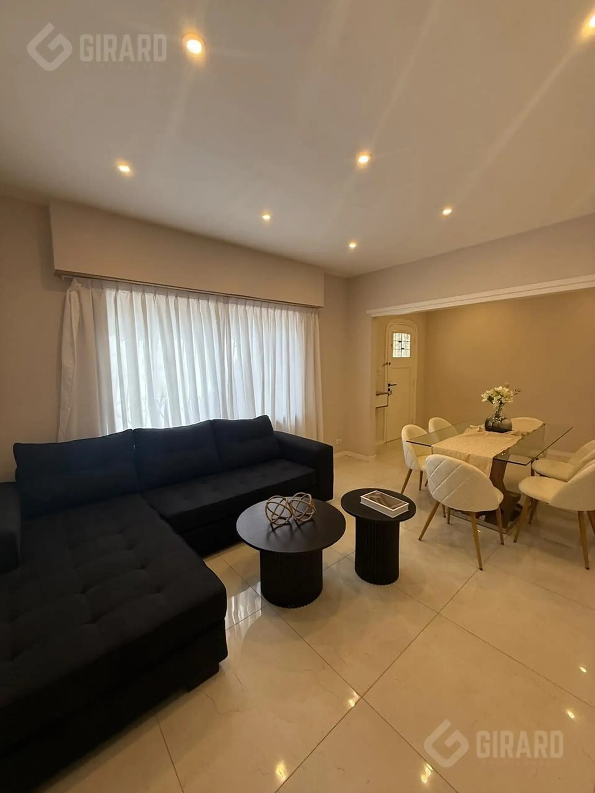 Casa 4 ambientes en zona la perla