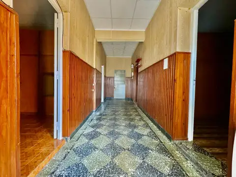 Casa 6 ambientes con 1 baño