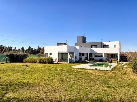 Casa en Venta de 4 dormitorios