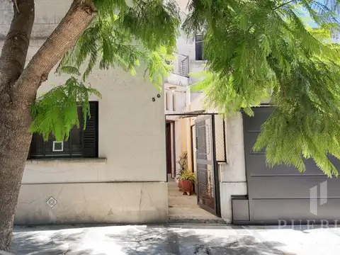 Depto Tipo Casa 8 ambientes con 2 baños