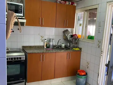 "NUEVO VALOR" Excelente Casa 3 Amb. c/ Patio, Parrilla y Cuarto Auxiliar