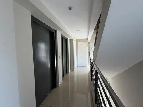 DEPARTAMENTO - 3 AMBIENTES - MORON