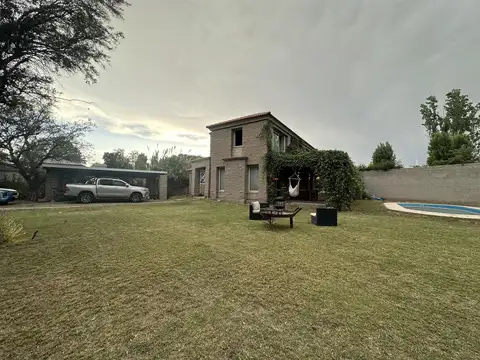 Casa en Alquiler en San Francisco del Monte, USD 1.500