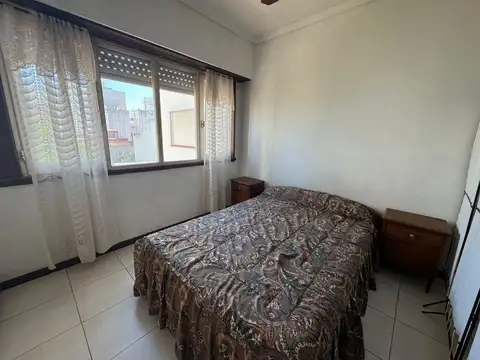 Avenida Independencia  al 1300