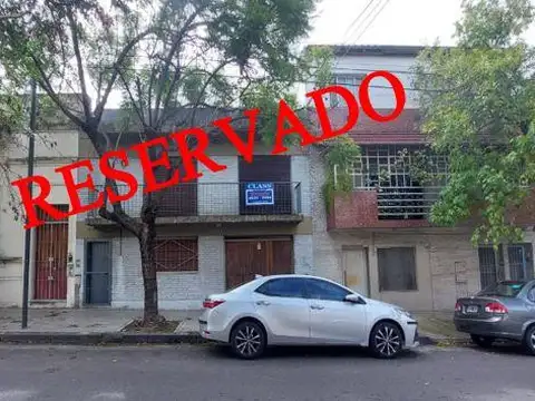 Casa en VENTA en BOEDO  - Lote Propio 9x30