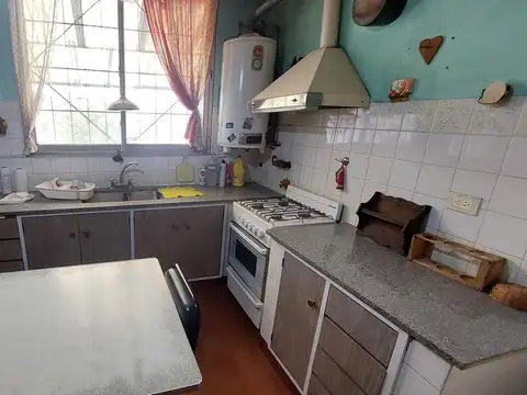 Casa en VENTA en BOEDO  - Lote Propio 9x30