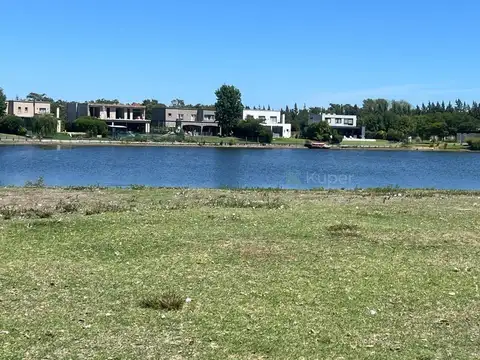 Terreno en Venta en Countries y Barrios Cerrados en Escobar, USD 140.000