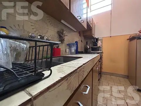 Depto Tipo Casa en Venta en Ramos Mejia Sur, USD 65.000