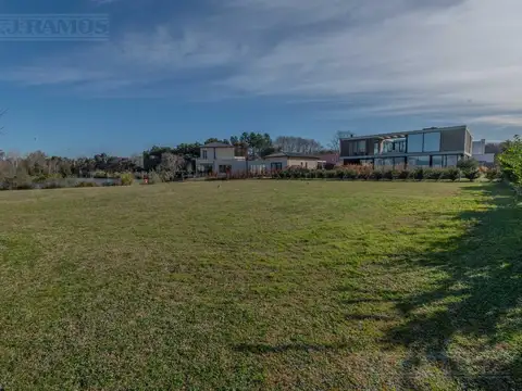 Terreno en Venta en Pilara, USD 550.000