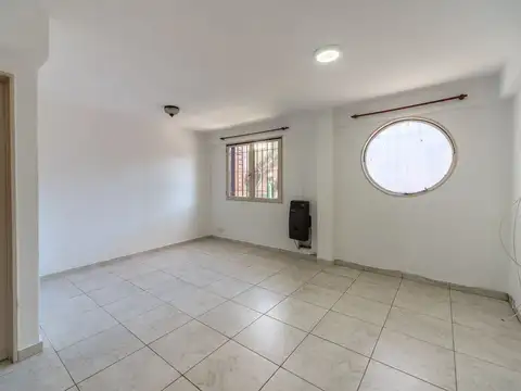 Departamento en Alquiler 44 años