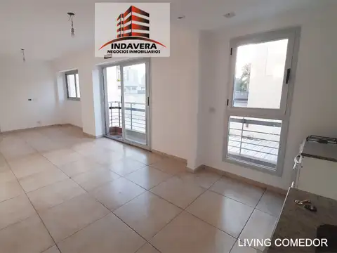 DEPTO 2 AMB 42 M2 - MUY LUMINOSO – CASEROS CENTRO
