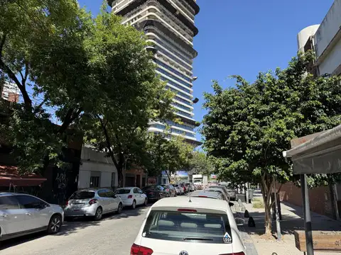 Local en Las Cañitas