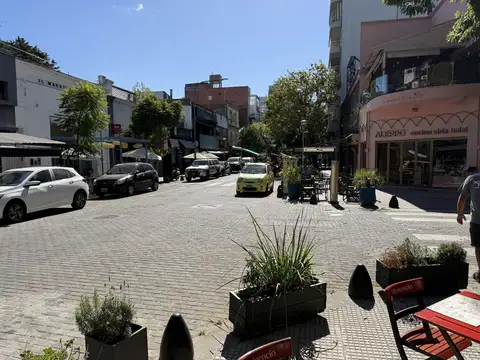 Local en Venta 40 años