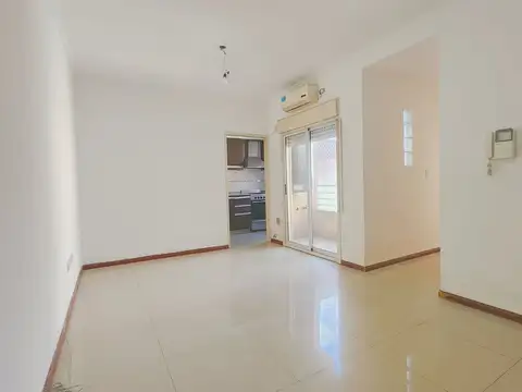 ALQUILER PH 2 AMBIENTES SIN EXPENSAS CON BALCON