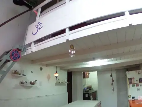 OPORTUNIDAD!!  LOCAL ITUZAINGO CON ENTREPISO PLENO CENTRO ITUZAINGO A MTS DE LA PLAZA 