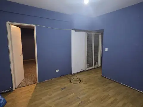 Hipolito Yrigoyen 9100, Piso 2