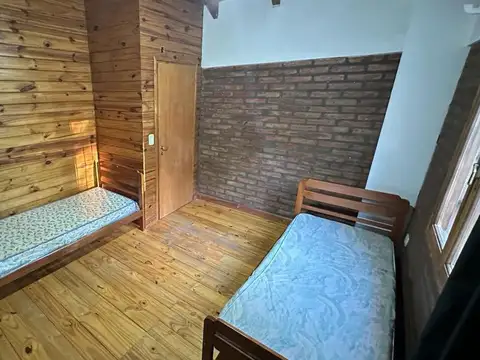 Casa con 1,5 hectáreas en Las Golondrinas