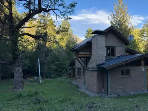 Callejon de la Cruz 100