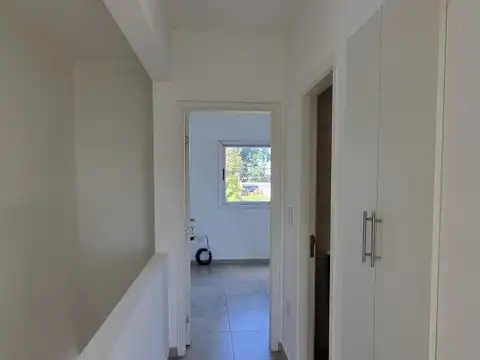 Departamento en Alquiler en Ituzaingo Norte, $ 850.000