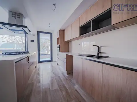 Departamento en Venta con 2 cocheras