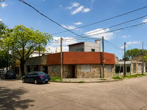 Casa en Venta en Azcuenaga, Rosario
