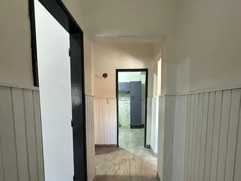 Casa en venta barrio Azcuenaga dos dormitorios reciclada terraza quincho