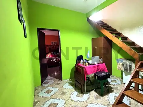 Ucrania 700, Piso 0