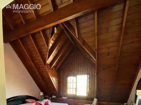 Depto Tipo Casa en Venta de 5 ambientes