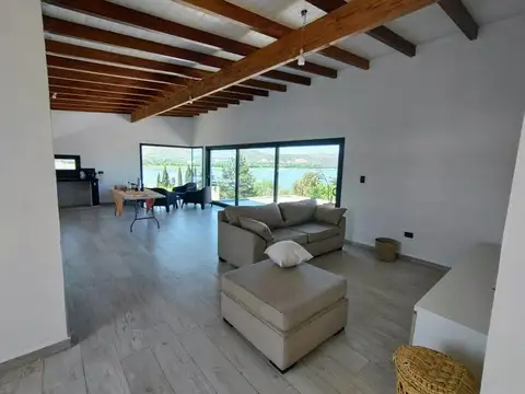 Casa en Venta en Villa Parque Siquiman, USD 298.000