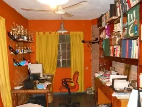 Casa 6 ambientes con 3 baños