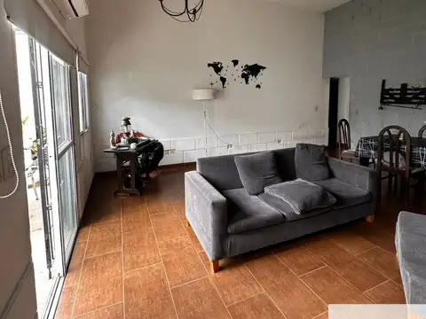 Casa De 3 Ambientes con jardin En San Miguel