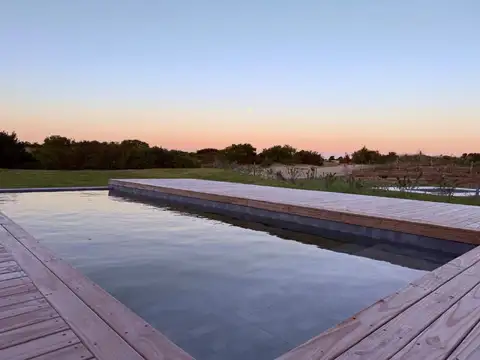 Casa en venta en Costa Esmeralda, excelente ubicacion