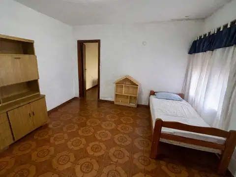 PH 4 AMBIENTES EN VENTA LOMAS DE ZAMORA CON PATIO