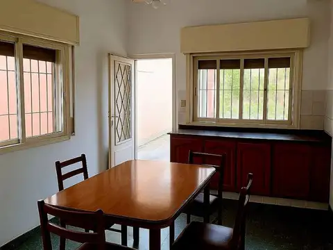 Casa en Venta en Villa Ballester, USD 130.000